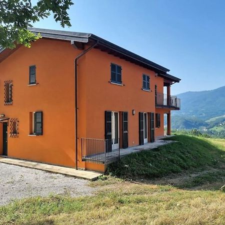 Oasi Di Pace Nella Val Di Taro Apartment Compiano Luaran gambar
